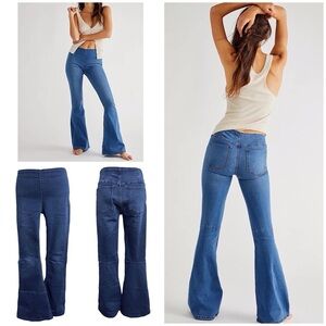 Free People Penny Pull-On Flare Jeans Echo Blue Bell Bottoms Size 28